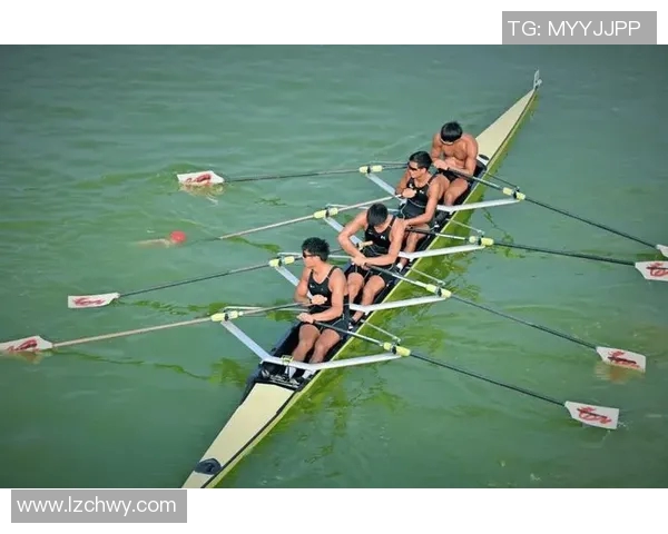 中国赛艇男队八人艇勇夺历史首金奏响团体力量最强音