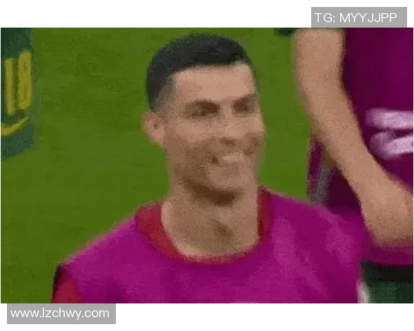 球员社交动态：C罗最新社媒热帖盘点